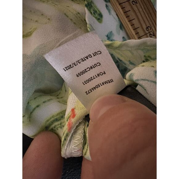 Torrid Plus Size 4X Women Abbey Georgette Button Back Blouse Cactus Print 48-29 - Picture 9 of 10